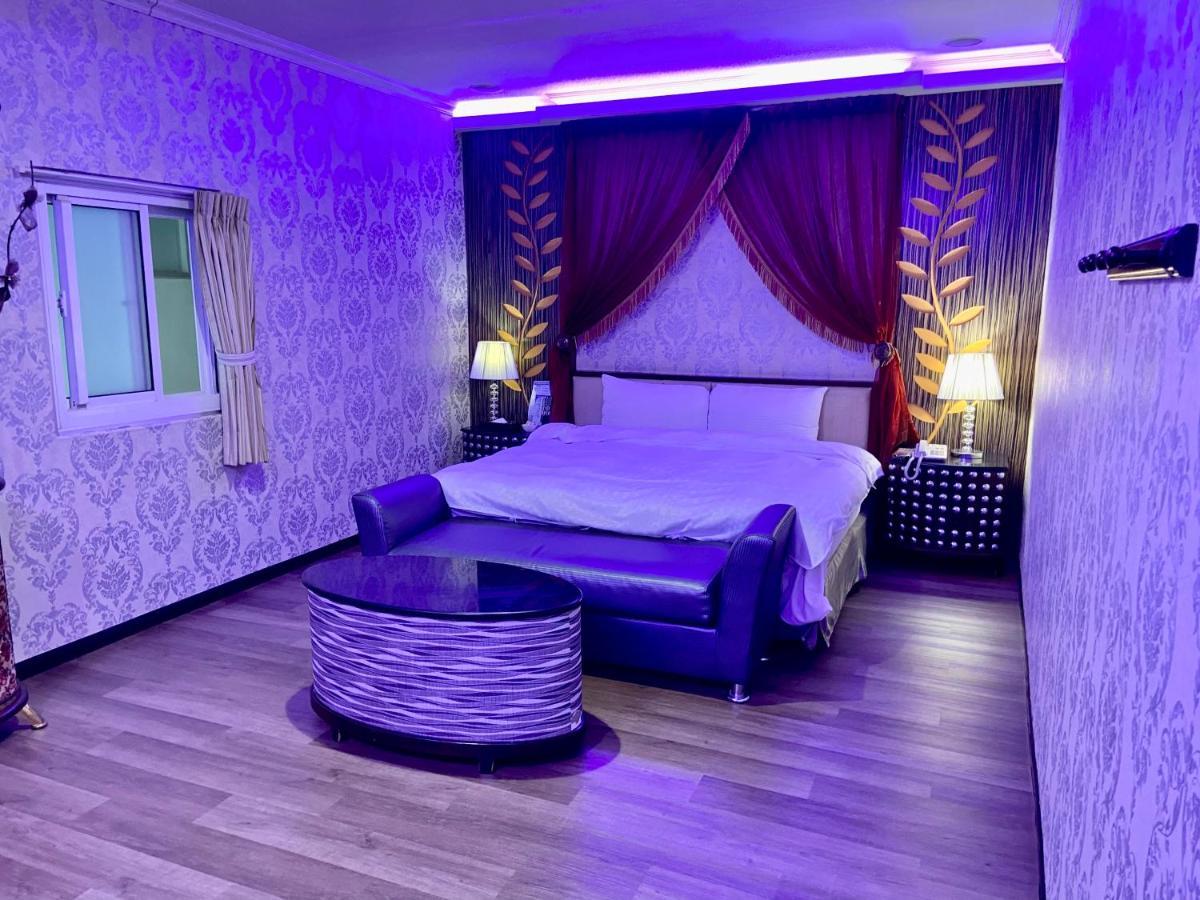 Huang Xing Motel Pingtung Exterior photo