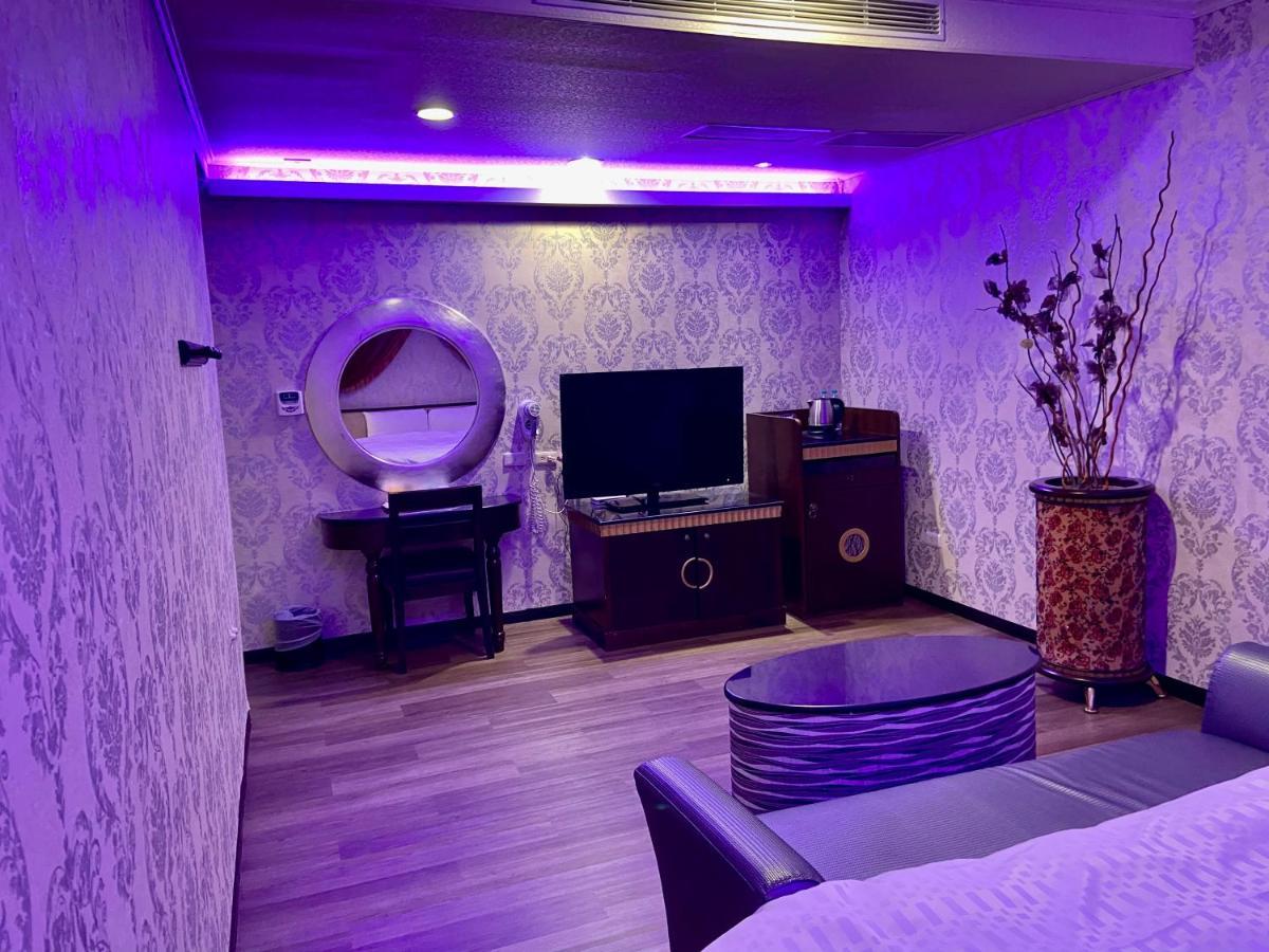 Huang Xing Motel Pingtung Exterior photo