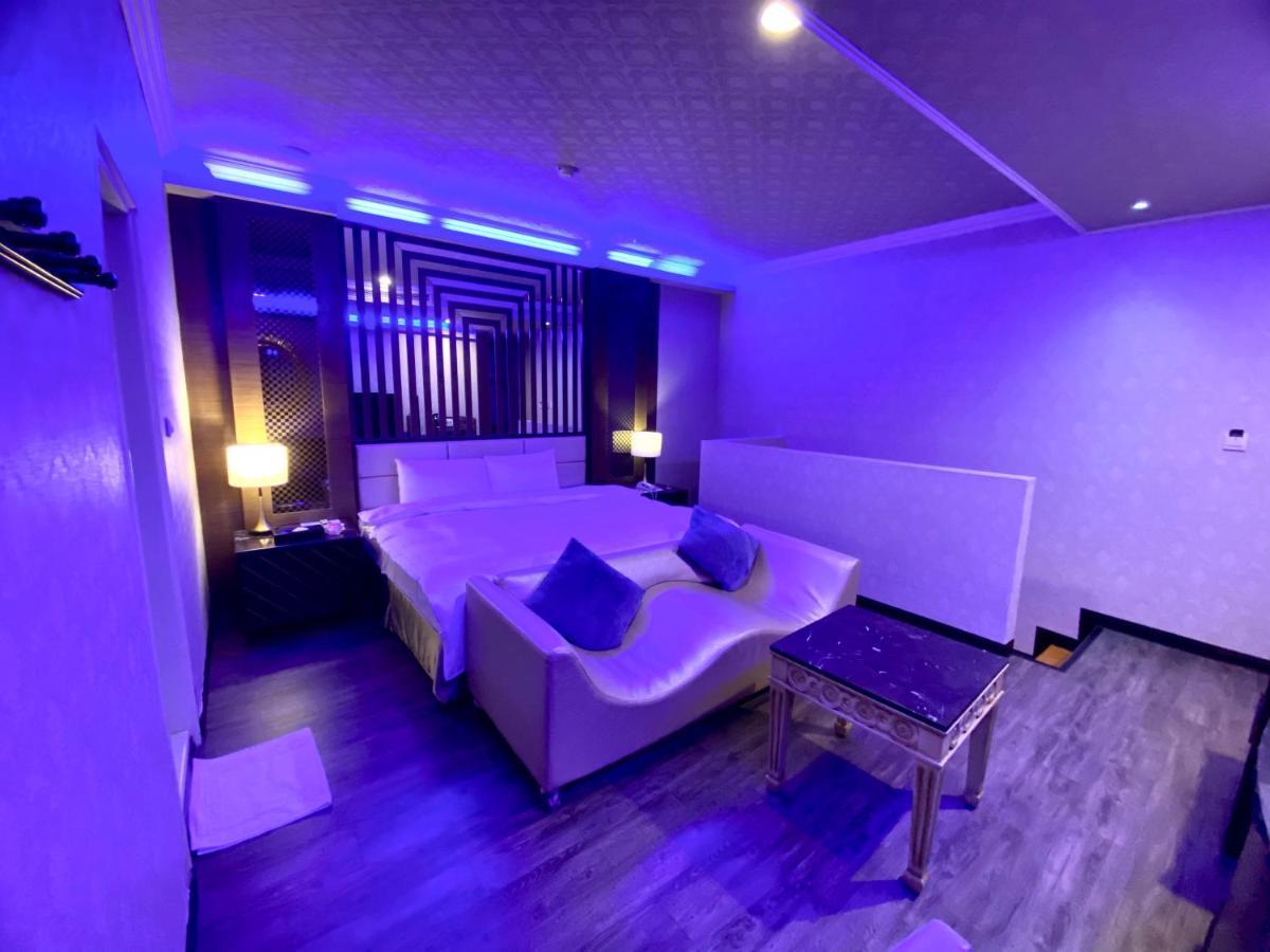 Huang Xing Motel Pingtung Exterior photo