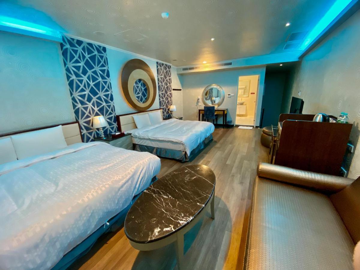 Huang Xing Motel Pingtung Exterior photo